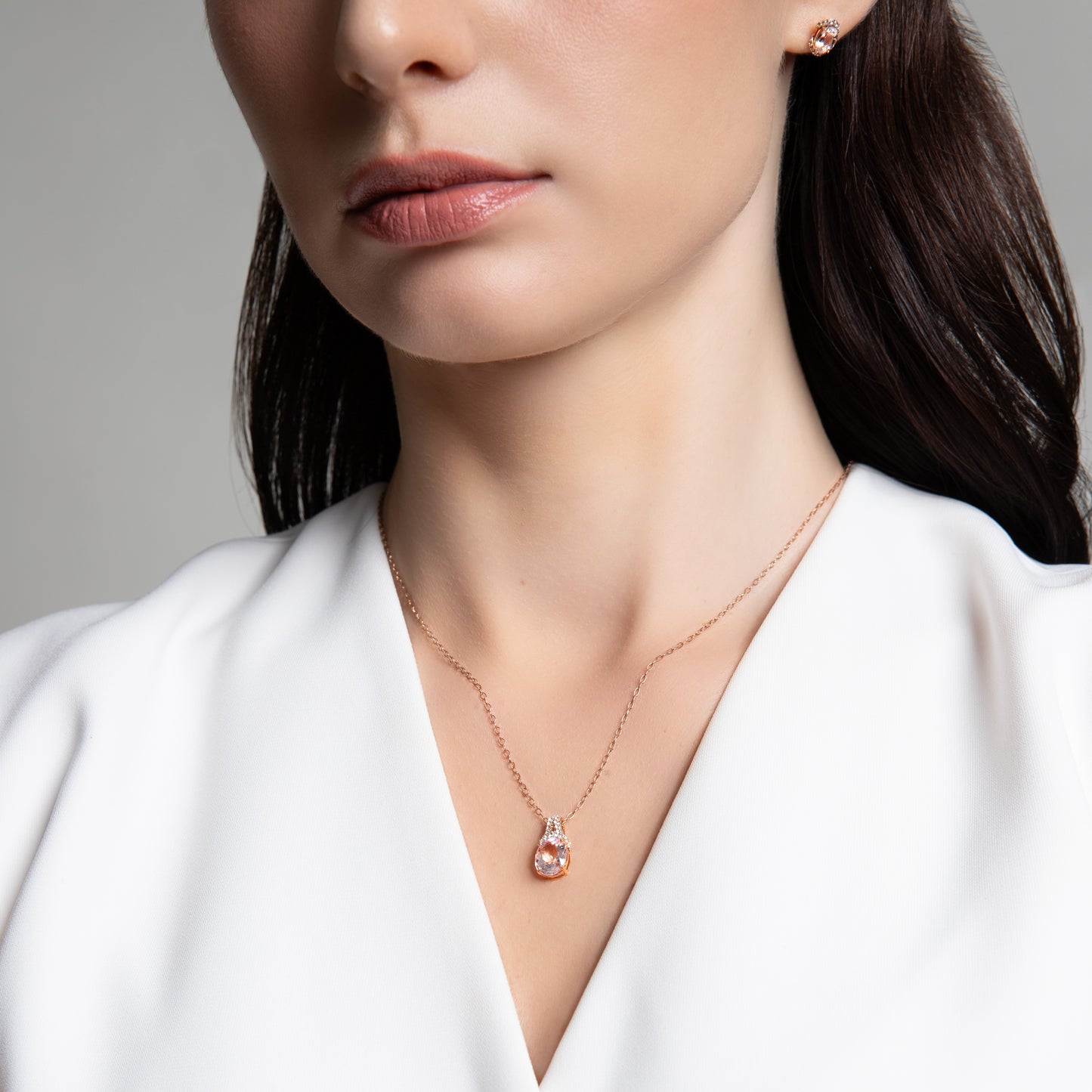 Novalty: Morganite Oval Cut 4-Prong Pendant with White Topaz Accents in 18K Rose Gold